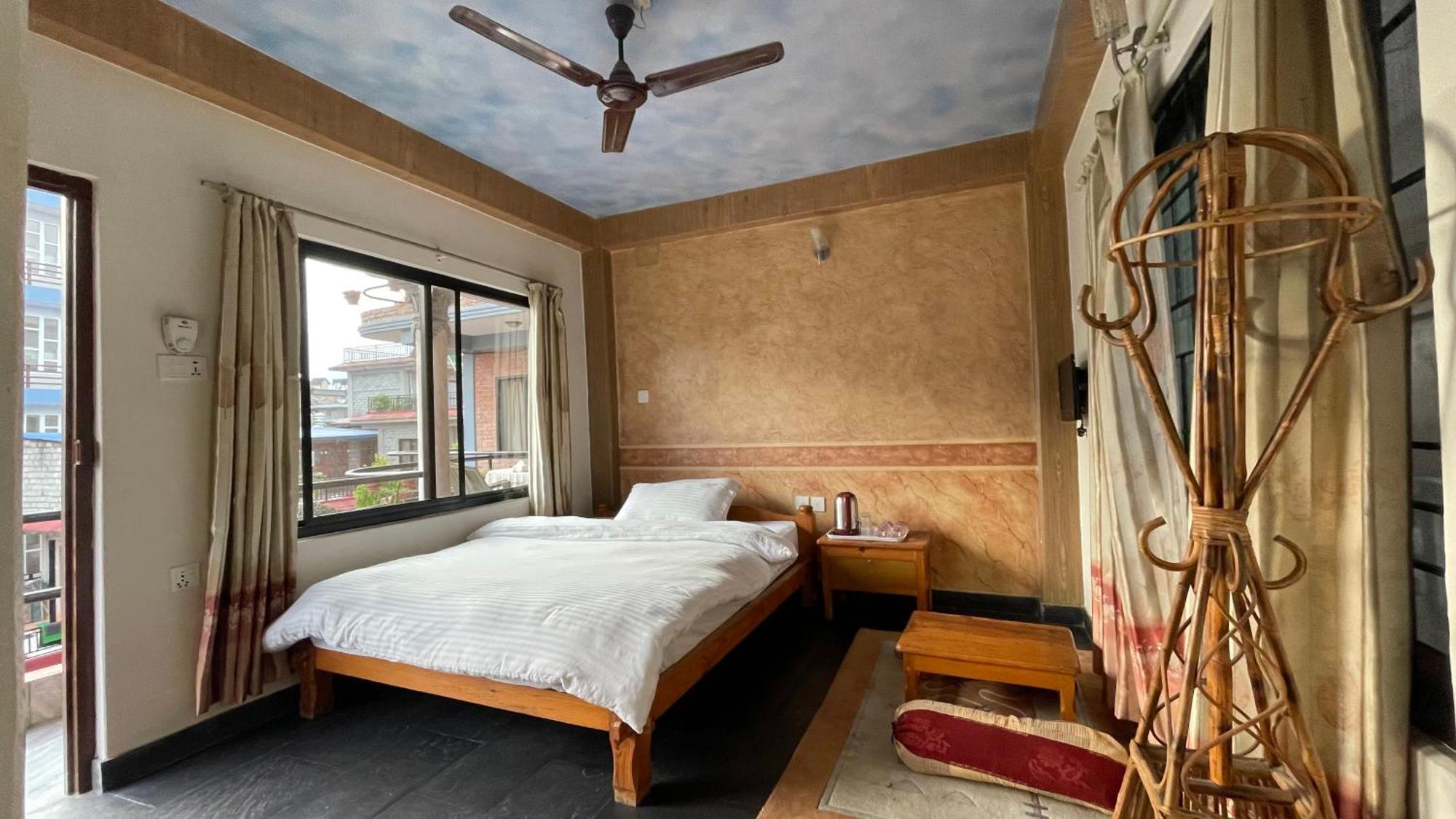 Hotel Hakoniwa Покхара Экстерьер фото