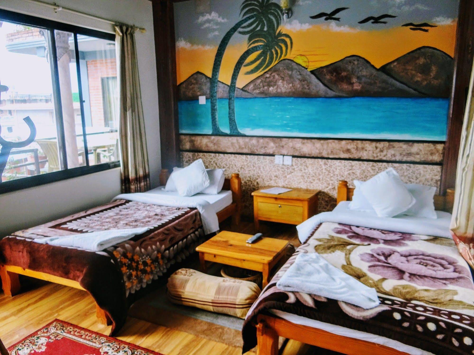 Hotel Hakoniwa Покхара Экстерьер фото